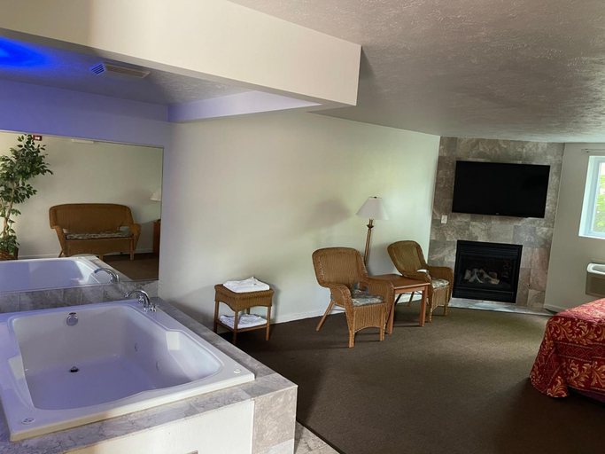 Others 4, VIBE INN - WHIRLPOOL SUITES, Cook