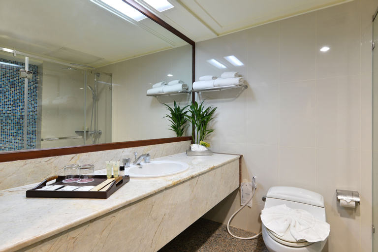 Bathroom 3