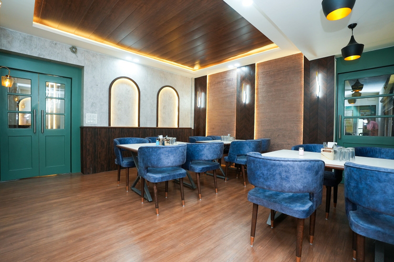 Food & Drinks 5, Hotel Opera Inn near Central Bus Stand, Udaipur