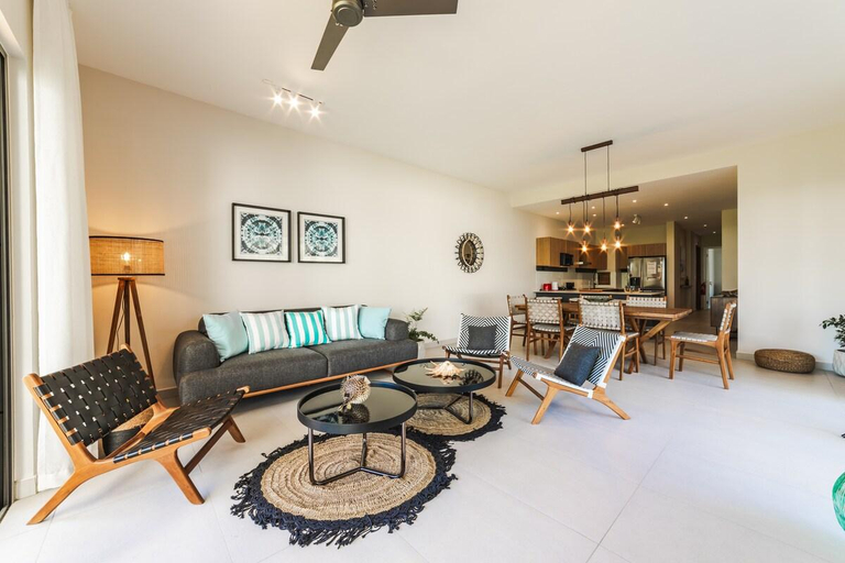 Others 3, Poste Lafayette, Beachfront Apartment-C1, Flacq