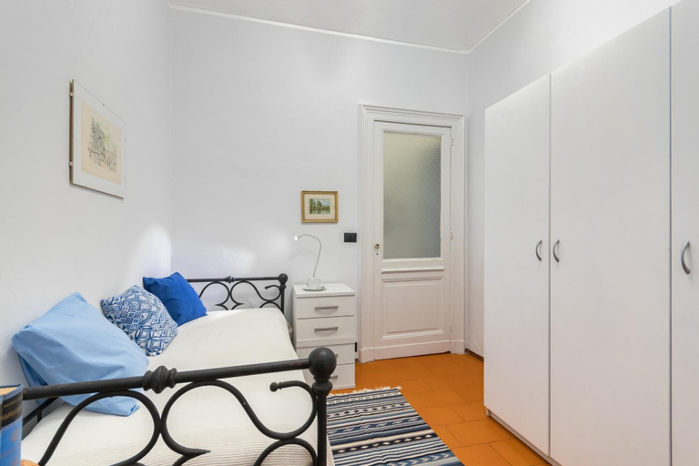 Room 3, Spacious Apartment Near the Po by Wonderful Italy, Torino