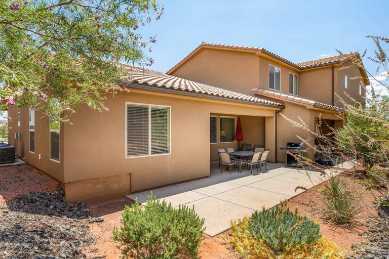 Exterior & Views 2, Desert Pearl #59 by RedAwning, Washington