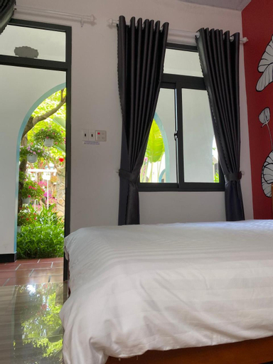 Bedroom 12
