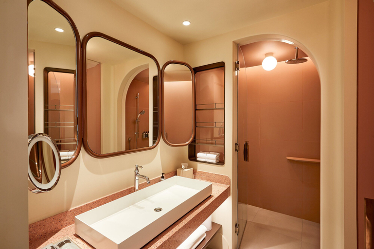 Bathroom 4