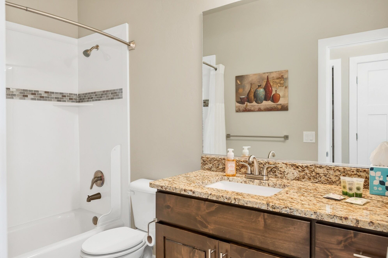 Bathroom 4, Park View Place 3 Bedroom Home by RedAwning, Washington