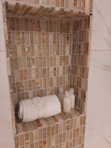 Bathroom 5, Adamas House Hotel, Quito