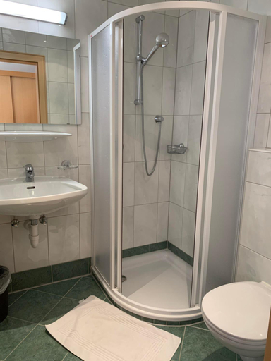 Others 5, Apartment Oberguggenhausen, Kitzbühel