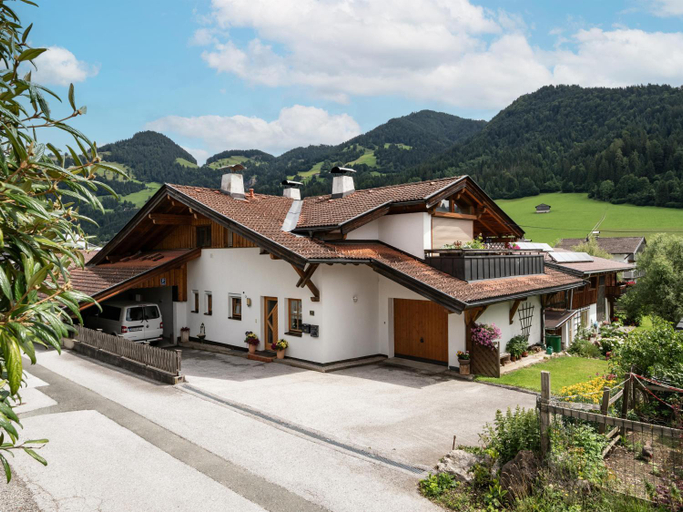 Others 4, Haus Feiersinger, Kitzbühel
