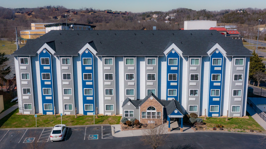 Exterior & Views 2, Microtel Inn & Suites by Wyndham Pigeon Forge, Sevier