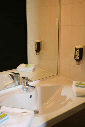 Bathroom 4, Pamela Hôtel Cassis, Bouches-du-Rhône