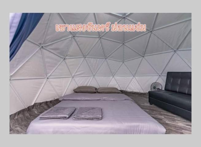 Bedroom, เขาเเสงจันทร์ ม่อนเเจ่ม, Mae Rim