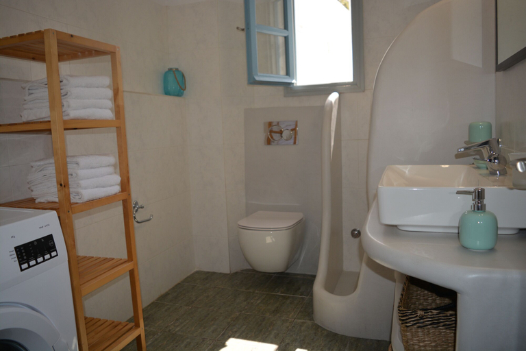Bathroom 3, Klados Studios & Apartments, South Aegean