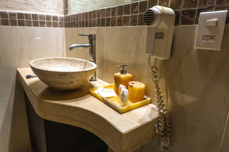 Bathroom 4, Hotel Villas Punta Blanca, José Azueta