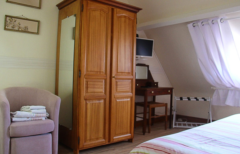 Bedroom 3, La Noisetière, Loir-et-Cher