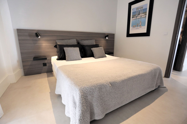 Bedroom 3, Junior Unicorn Suite, Attica