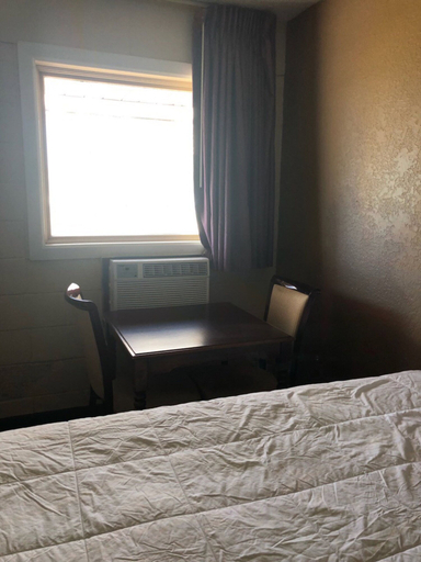 Room 1, Triangle Inn Motel, Sainte Genevieve