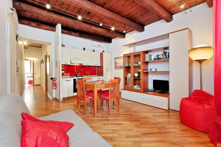 Others 4, the red apartment, Rome