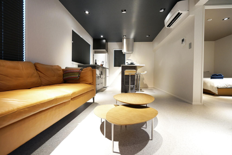 Room 2, Real Life Aoyama 2BR Suite 3-bed 3min Aoyama 1ch, Shibuya