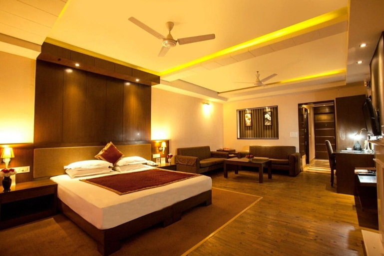 Bedroom 2, Flag House Resort, Shimla