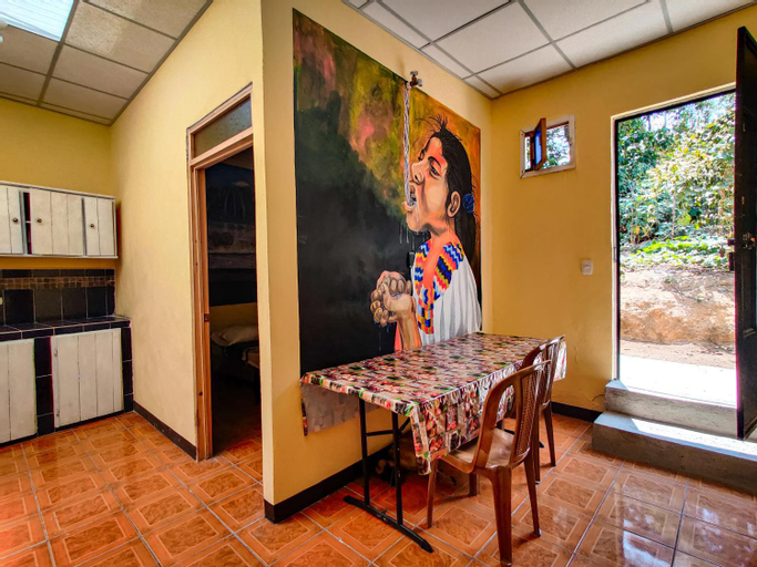 Dining Room 10