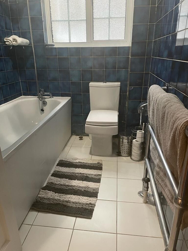 Bathroom 3, Lovely 1-bed Apartment in London, London
