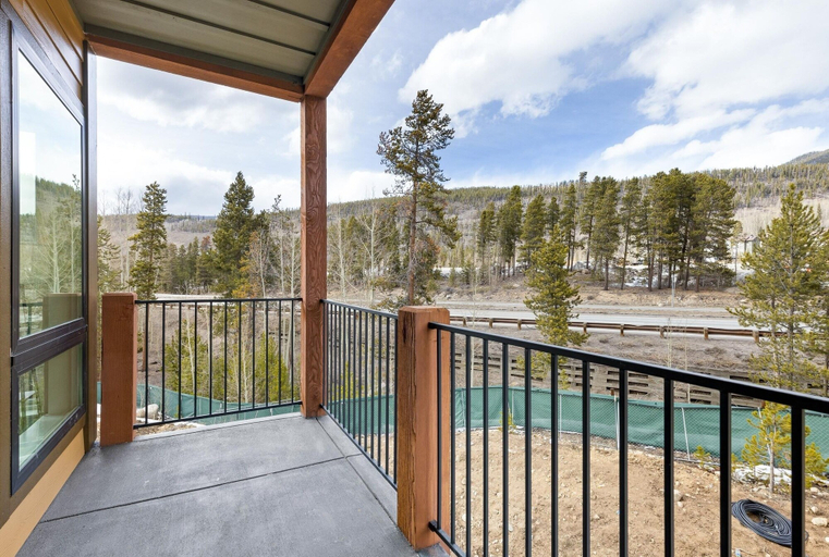 BBQ/picnic area, 204 Clearwater Lofts 2 Bedroom Condo by RedAwning, Summit