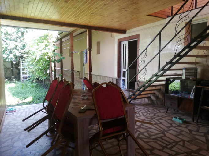 Others 4, Casa BUCUR, Targu Ocna
