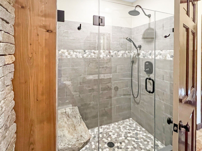Bathroom 4, Sunrise Mountain Village by RedAwning, Rutland