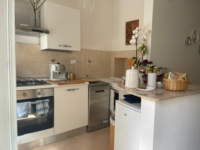 Others 4, B & B L'ABBRACCIO, Isernia