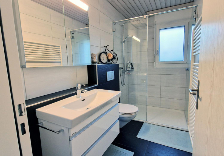 Bathroom 11