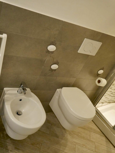Bathroom 2, L’Orto di Rina, Ancona