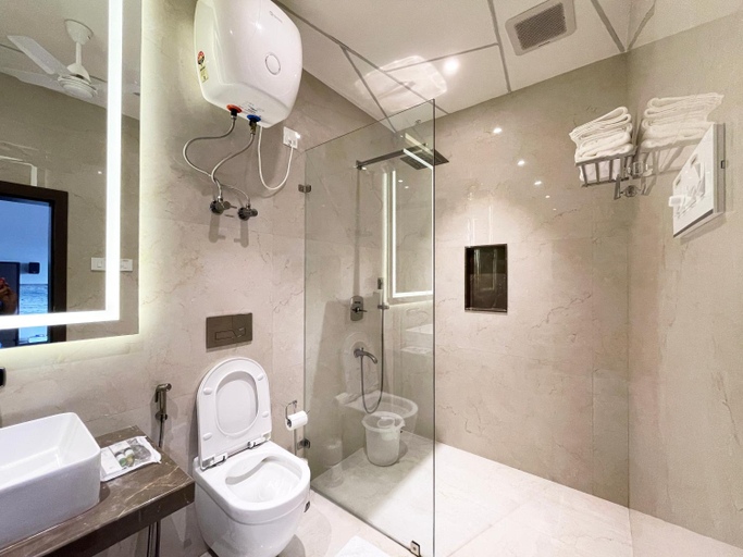 Others 4, Central Bed & Breakfast, Kolkata