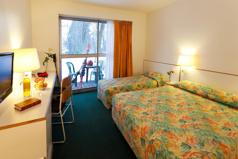 Bedroom 2, Hôtel Le Carina, Hautes-Alpes