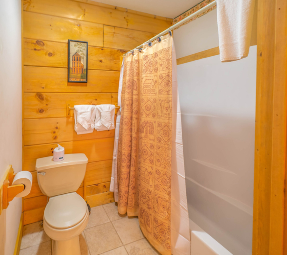 Bathroom 3, Er307- Eagle's View- Great Location- Close To Town 2 Bedroom Cabin by RedAwning, Sevier