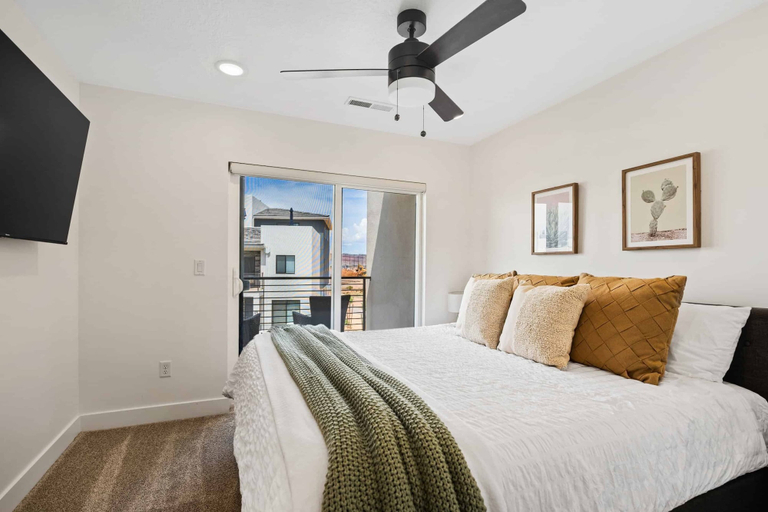 Bedroom 3, Jbyrd's Place #86 by RedAwning, Washington