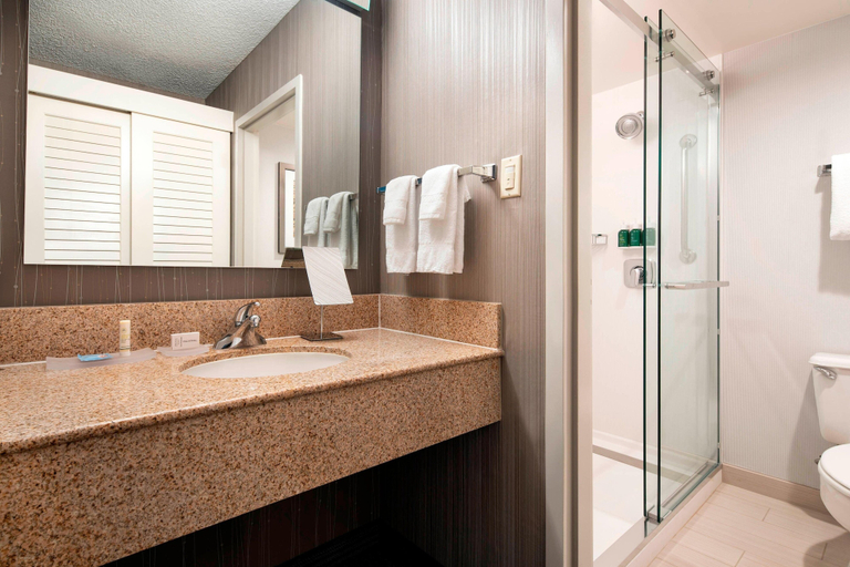 Bathroom 4, Courtyard by Marriott San Francisco Airport, San Mateo