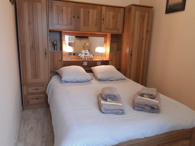 Bedroom 4, Au Bon Vivant, Haute-Saône