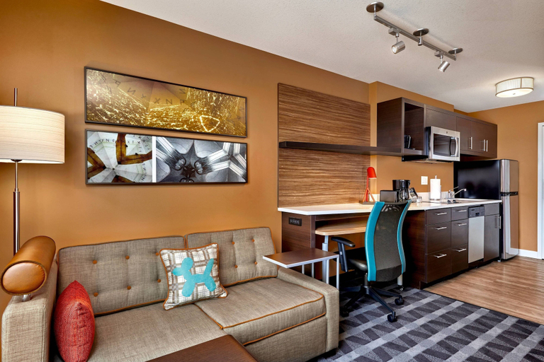 Others 5, TownePlace Suites by Marriott Fort McMurray, Division No. 16