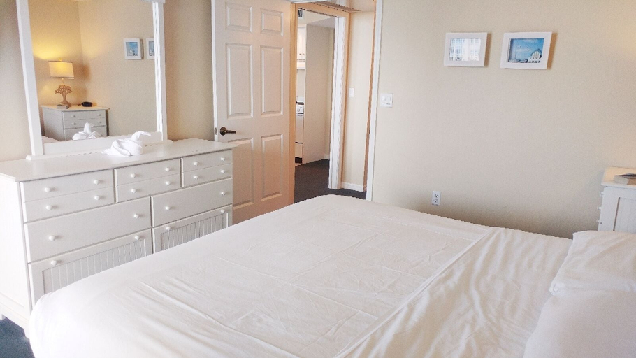 Bedroom 3, Lovers Key Resort by Check In Vacation Rentals, Lee