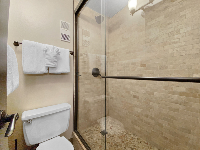 Bathroom 2, Powderhorn C202 2 Bedroom Condo by RedAwning, Summit
