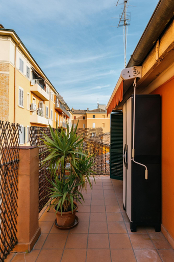 Room 5, Studio Malcontenti con Terrazzo by Wonderful Italy, Bologna