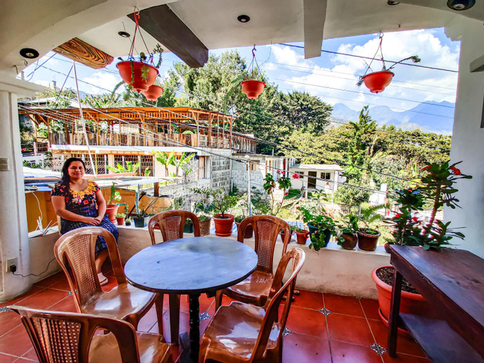 Food & Drinks, Casa Argentina, San Juan La Laguna