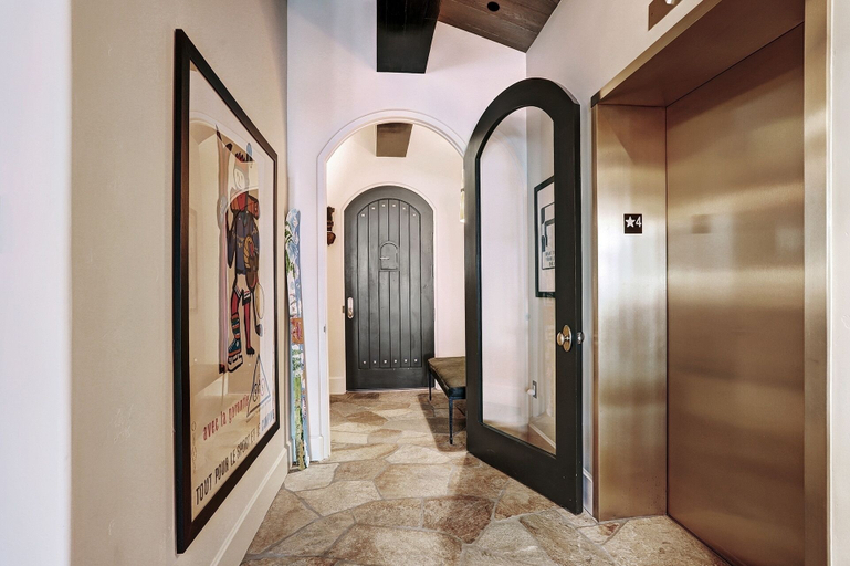 Interior 3, Luxurious Chalet w/ Private Elevator by RedAwning, Eagle