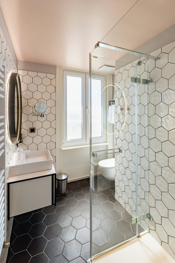 Bathroom, Hotel du Leman, Pays-d'Enhaut