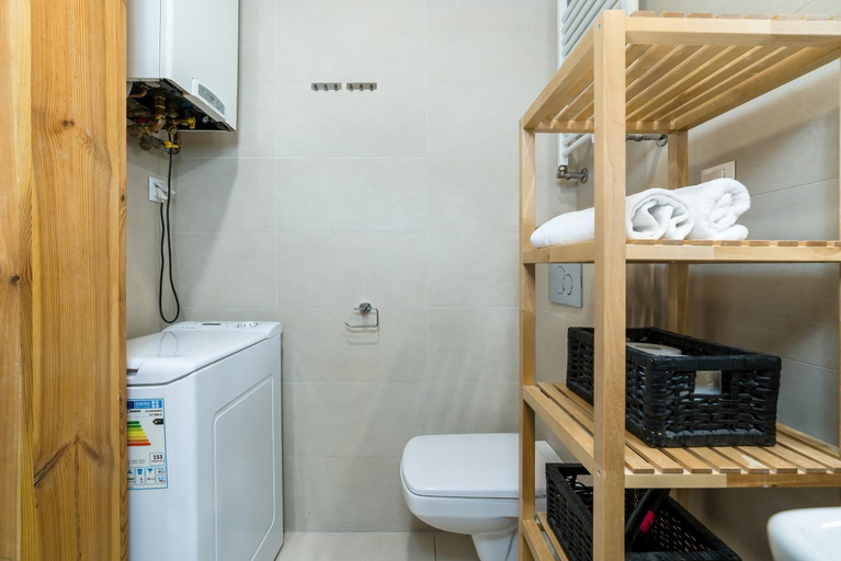 Bathroom 2, Old Town Apartment Garbary by Noclegi Renters, Poznań City