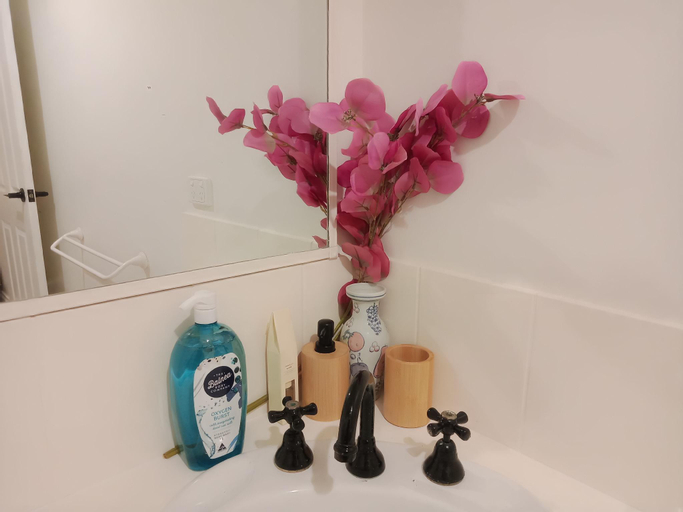 Bedroom 2, 2 Bed room luxury holiday home, Kalgoorlie/Boulder