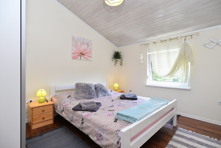 Bedroom 2, Apartment 1113, Fažana