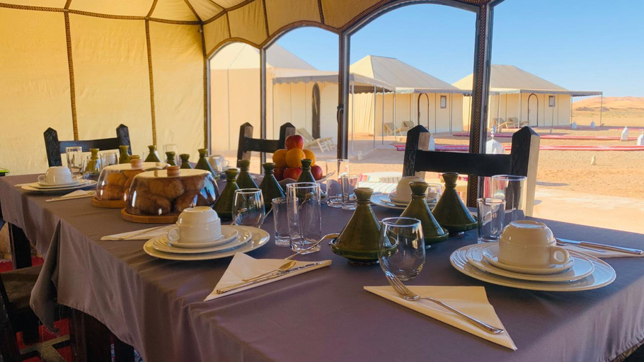 Food & Drinks 2, Sahara Dunes Camp, Errachidia