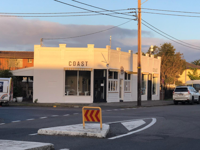 Others 4, Agapi on Cambridge, Gosford - West