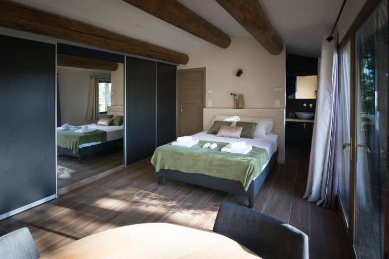 Bedroom 3, Chambres D'hôtes Mas D'eymard, Bouches-du-Rhône